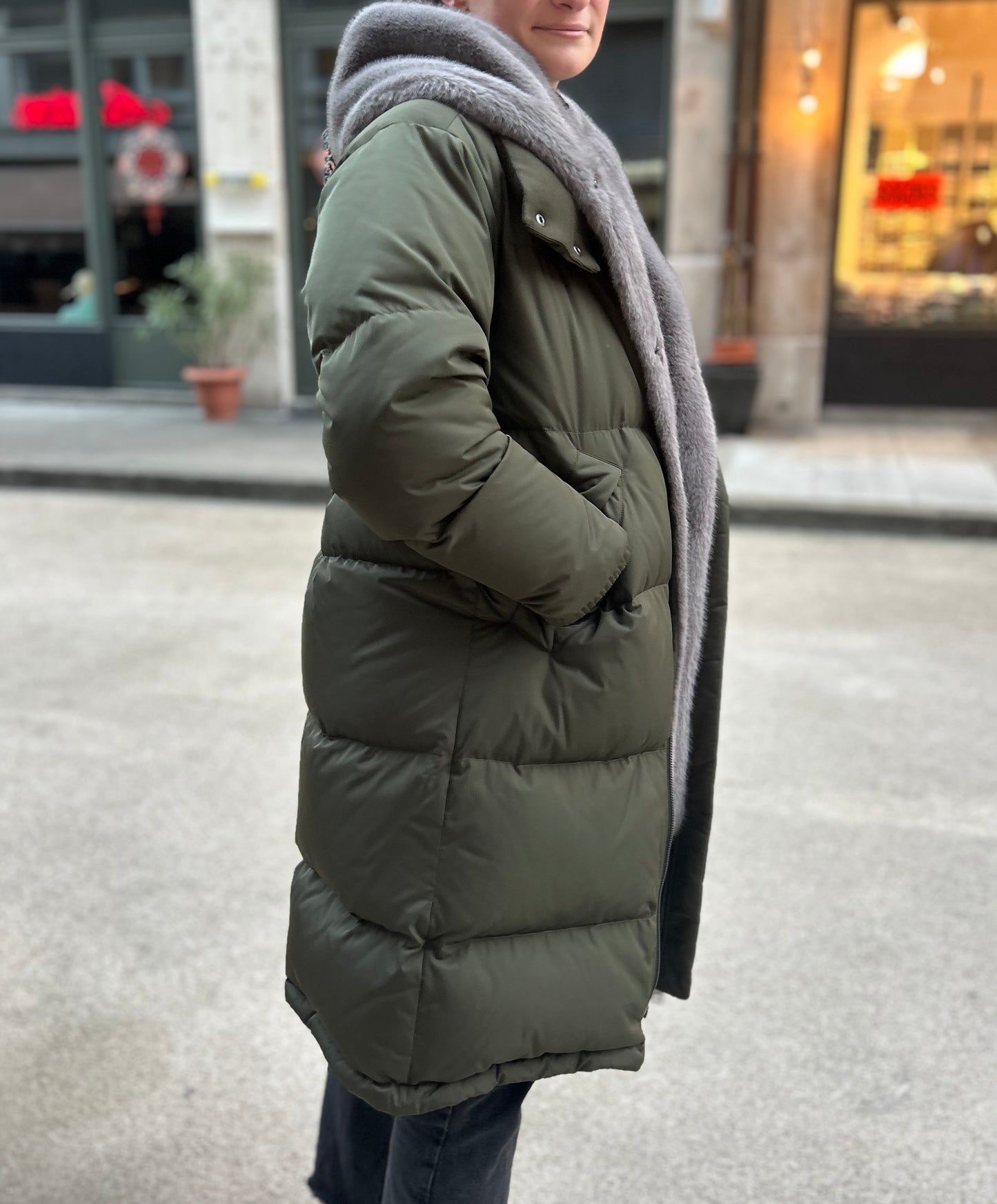 Khaki parka coat with removable saphire fur