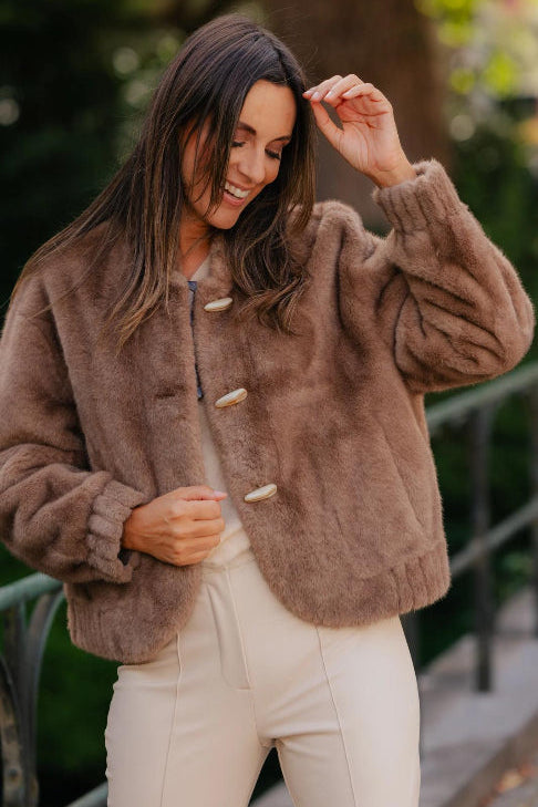 Short faux fur jacket