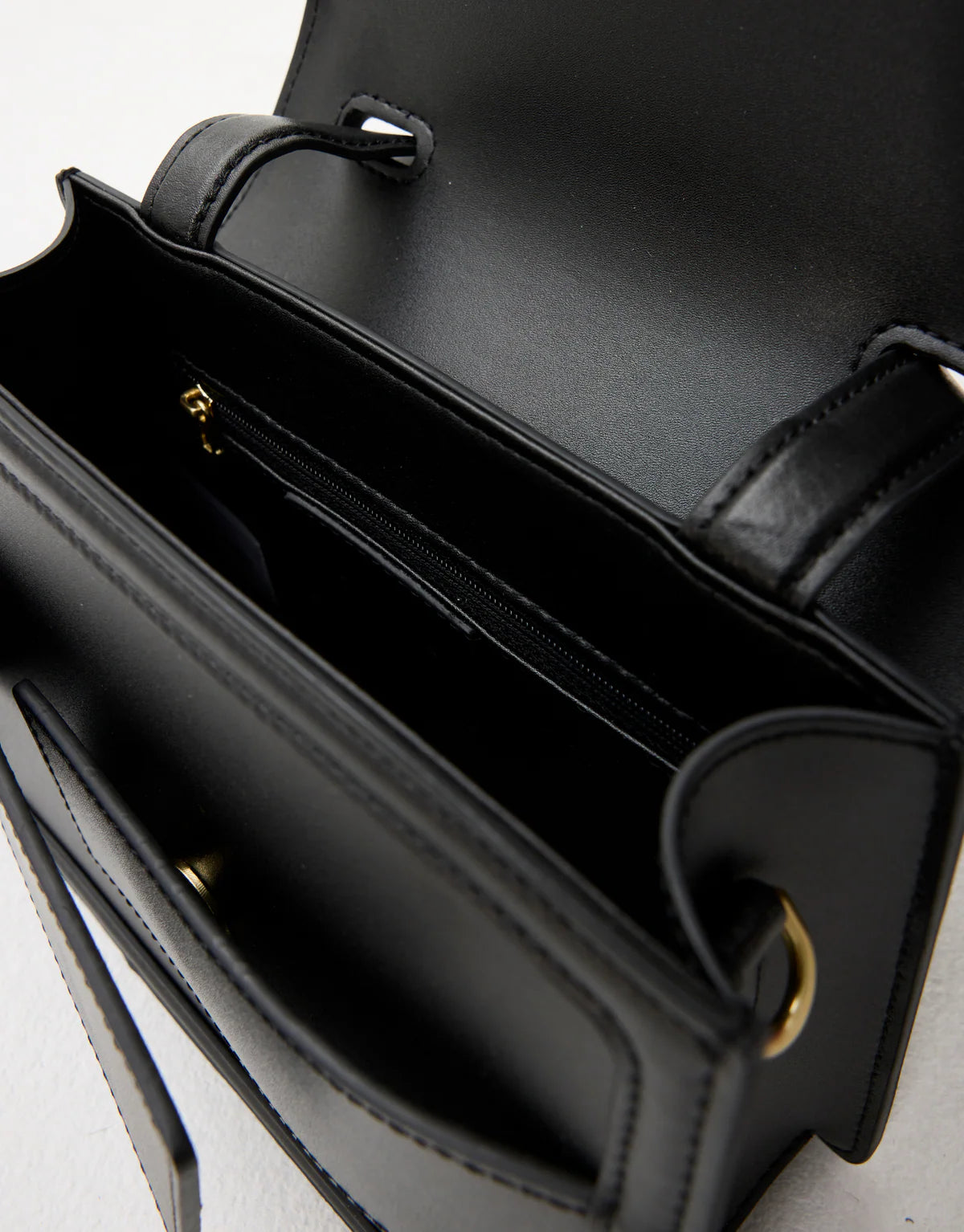 Leo mini Leather Bag - Black