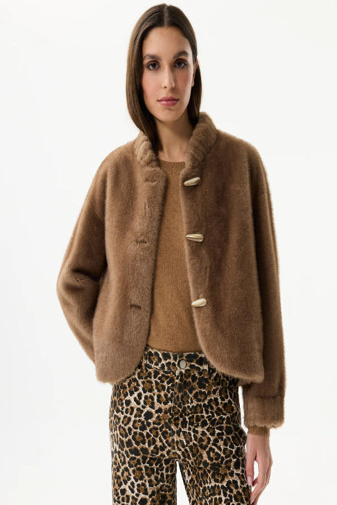 Short faux fur jacket