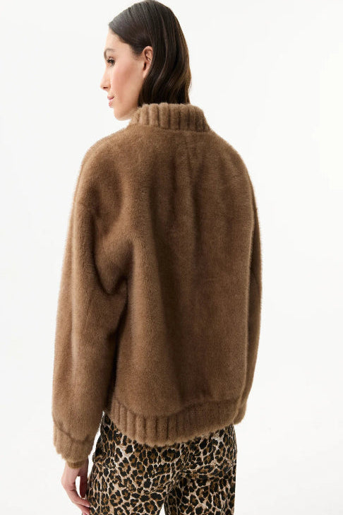 Short faux fur jacket
