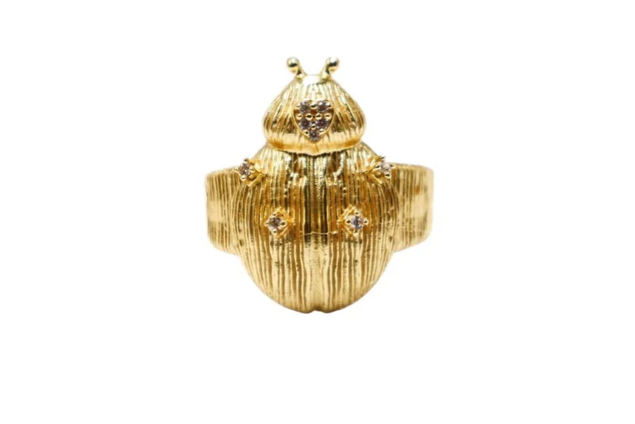 Scarabeo Ring
