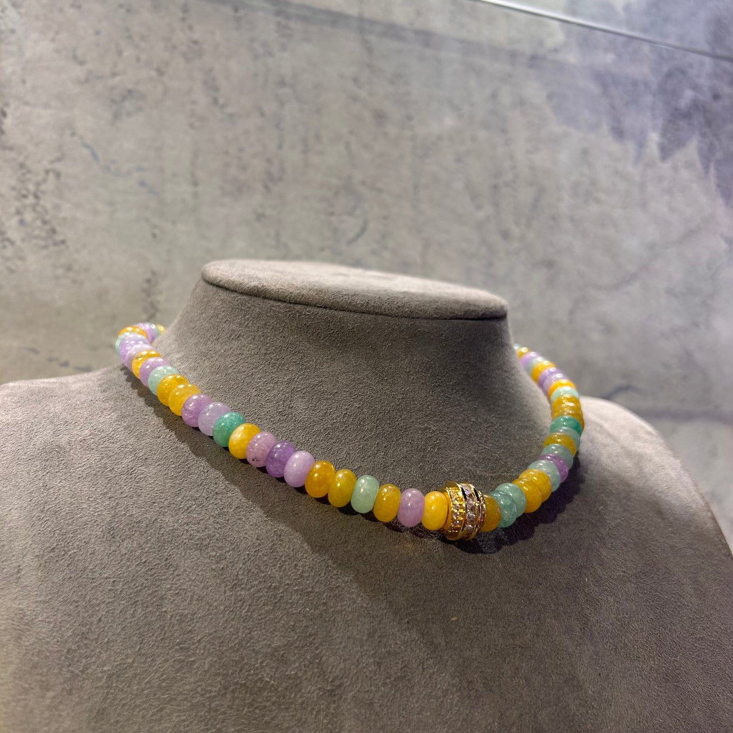 Malaysian jade Necklace - 41 cm