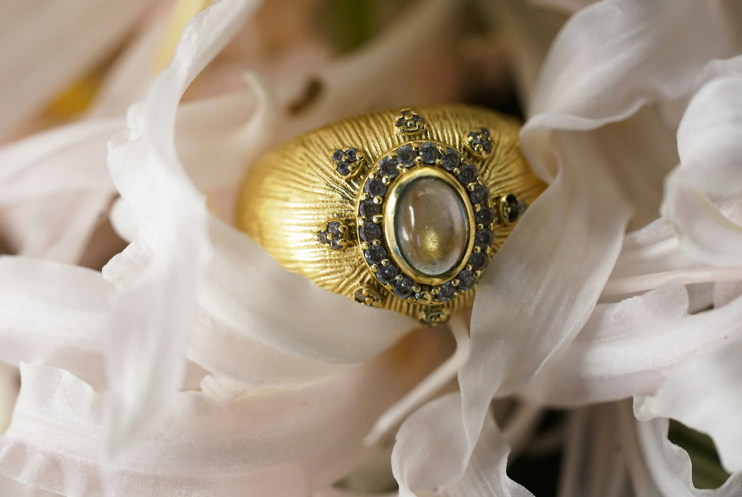 Green Amethyst Cyclamen Ring