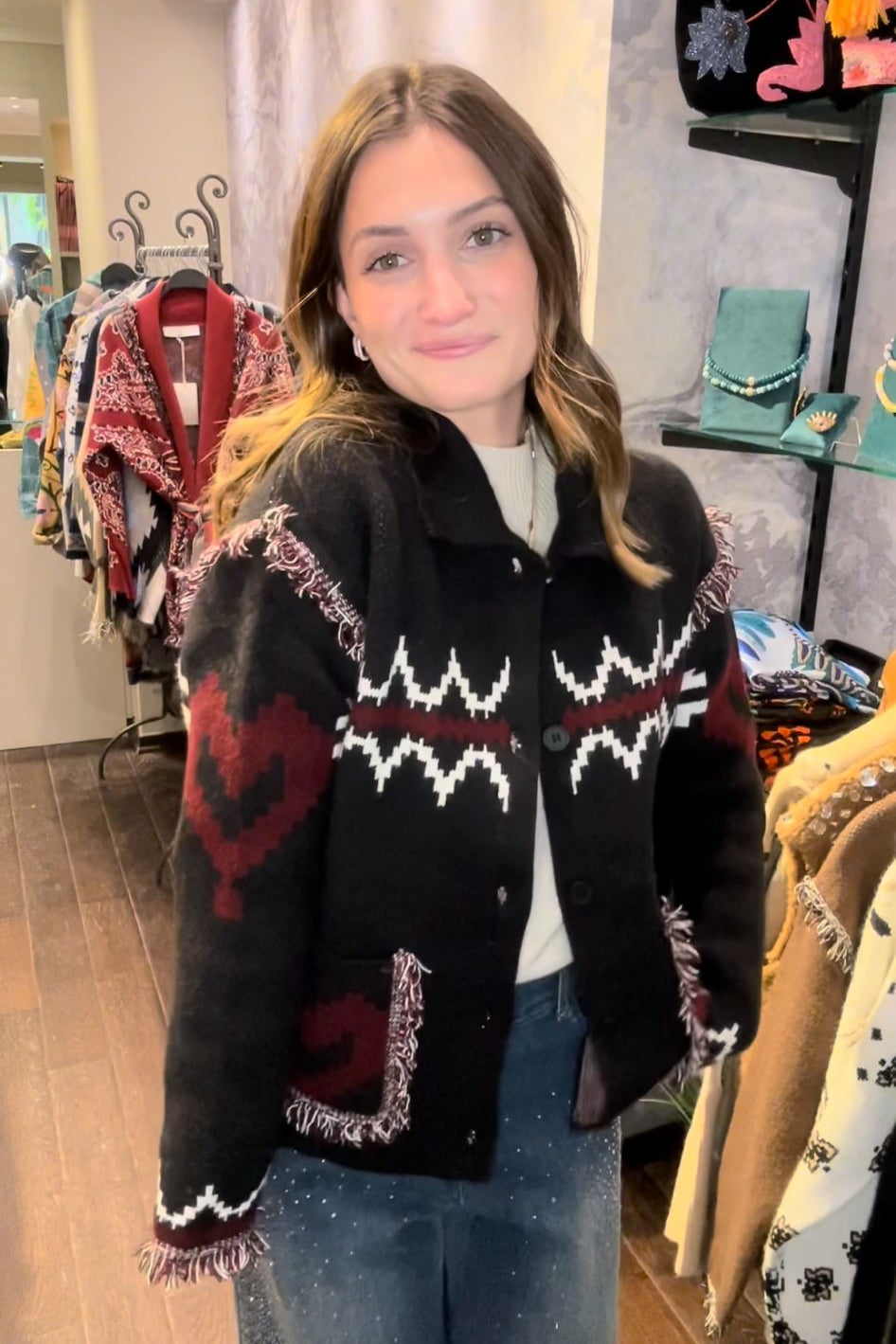 Black jacket embroidered with a burgundy heart