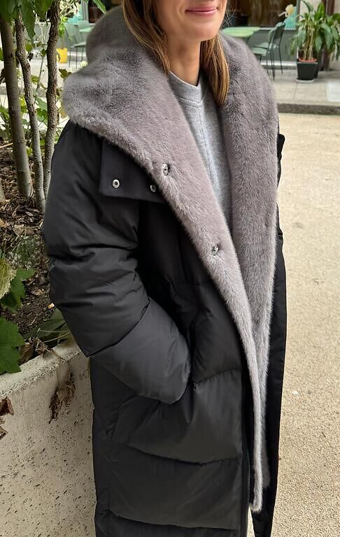 Black parka coat with removable saphire fur