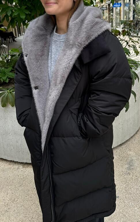 Black parka coat with removable saphire fur