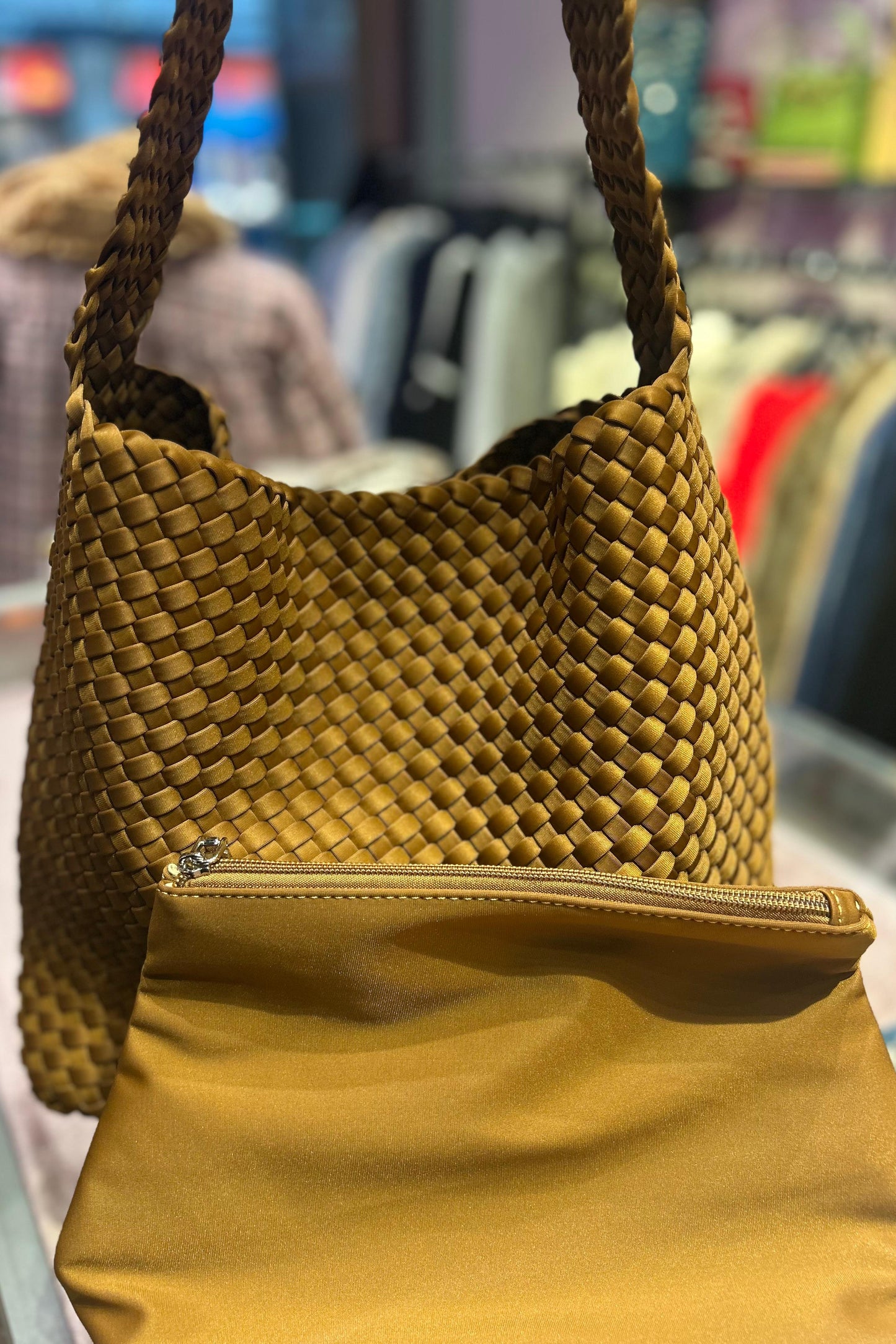 Woven bucket bag - Camel