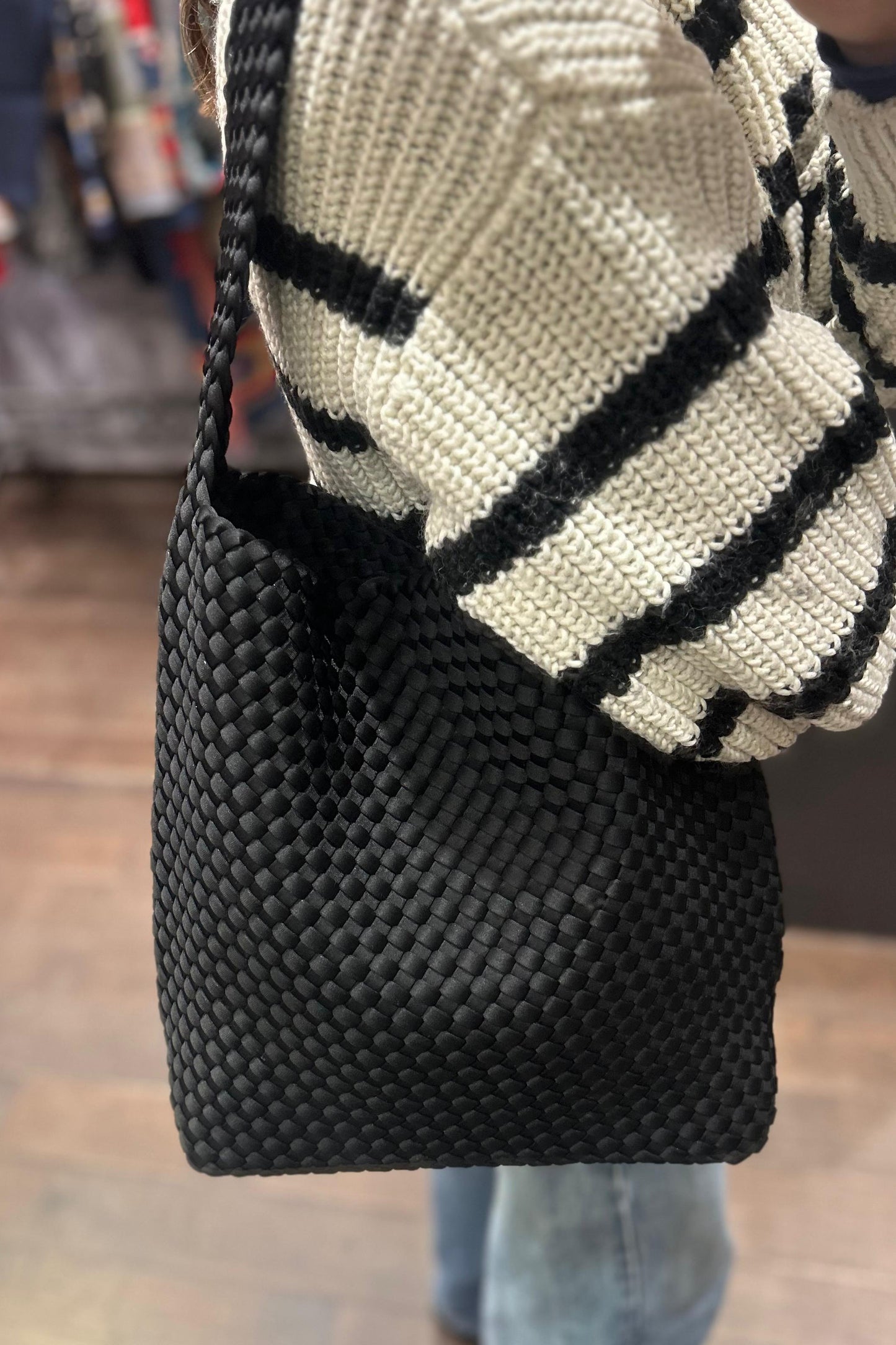 Woven bucket bag - Black