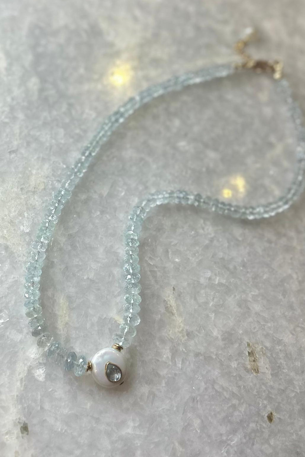 Aquamarine necklace and freshwater pearl set with bleu topaz - 41 cm