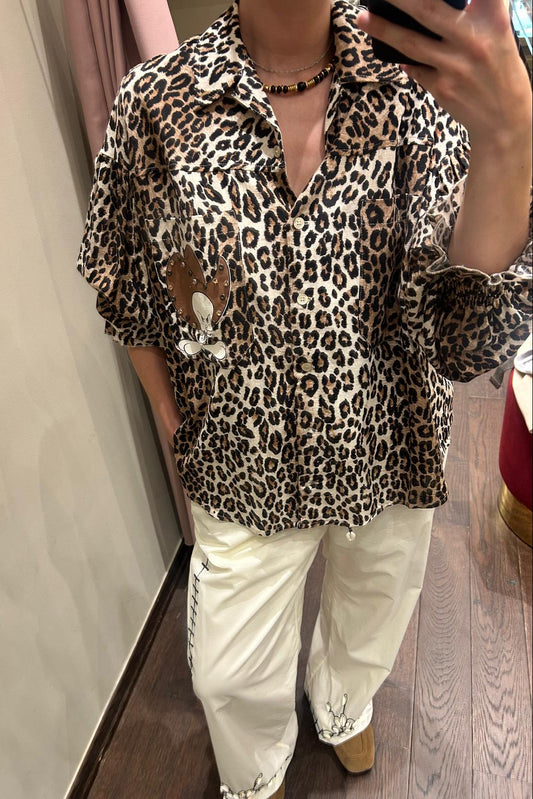 FRONT STREET 8 - Oversized Leopard Print Looney Tunes Shirt