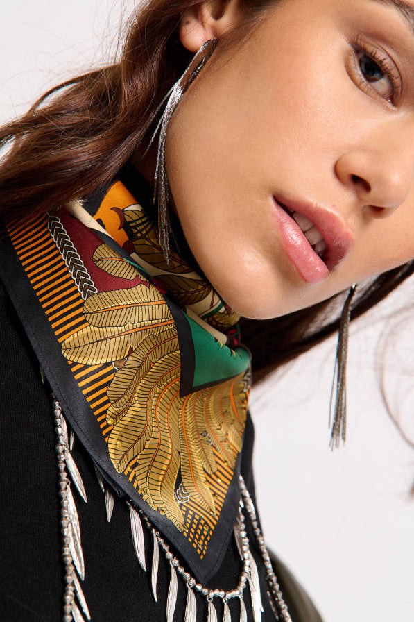 WILD - Mini scarf Machu Pichu - Black