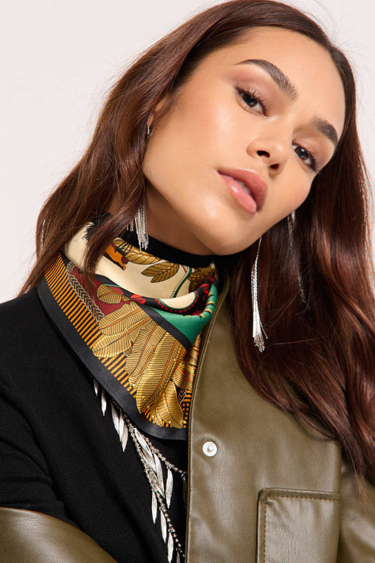 WILD - Mini scarf Machu Pichu - Black