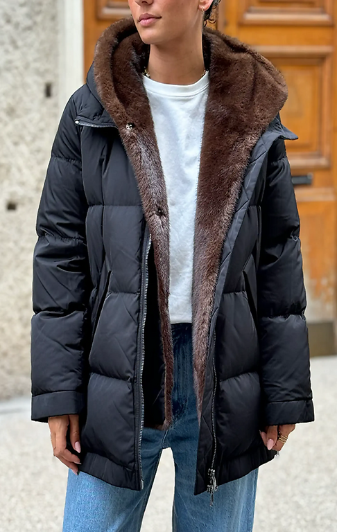 Black parka with removable Brown Fur