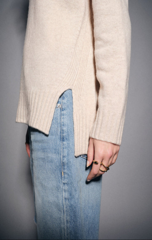 Imagine sand sweater