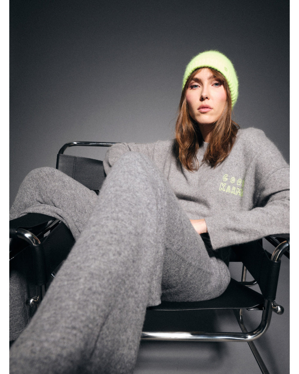Jackpot heather gray sweater
